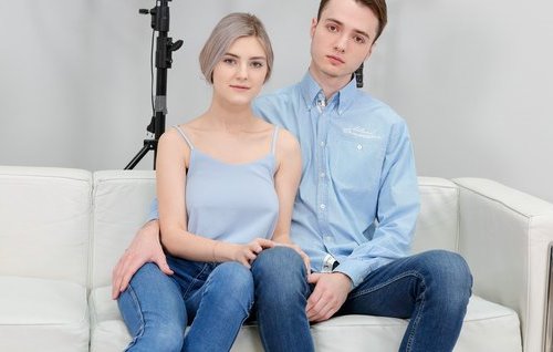 Кастинг грудастой Евочки и её красивого молодого человека.
